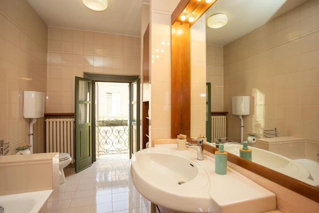 Appartamento Roma 55 Mantua Exterior foto