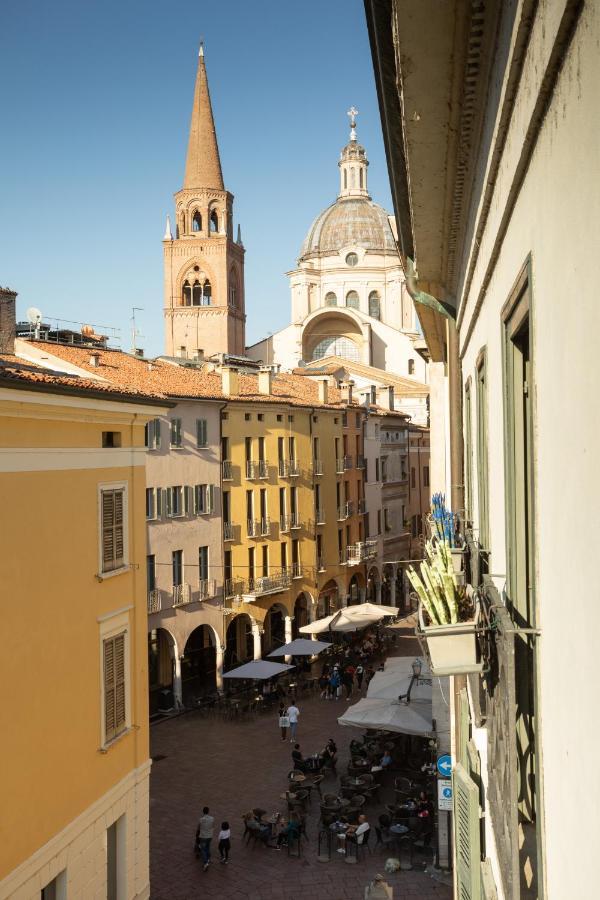 Appartamento Roma 55 Mantua Exterior foto